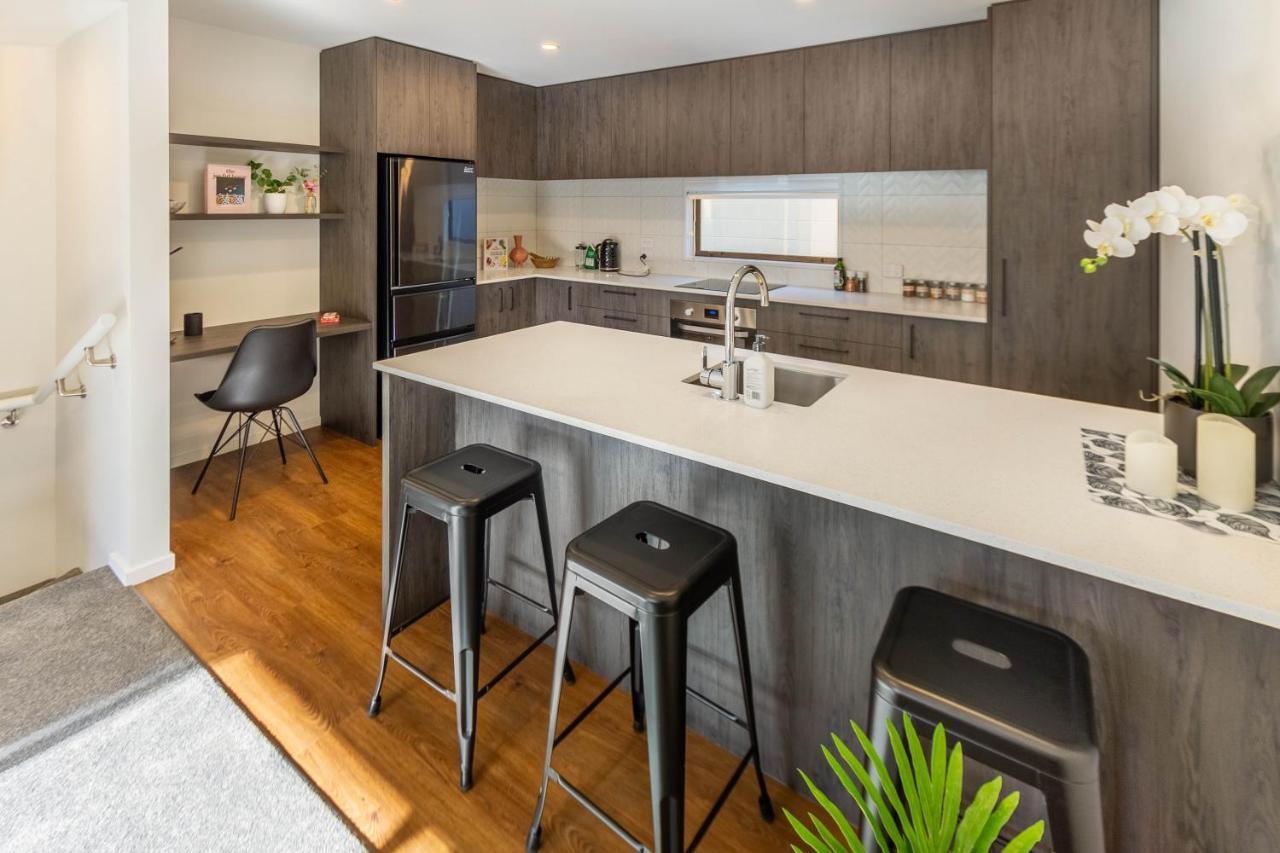 Cozy 3 Bedroom Near Hagley Park W/Garage Крайстчёрч Экстерьер фото